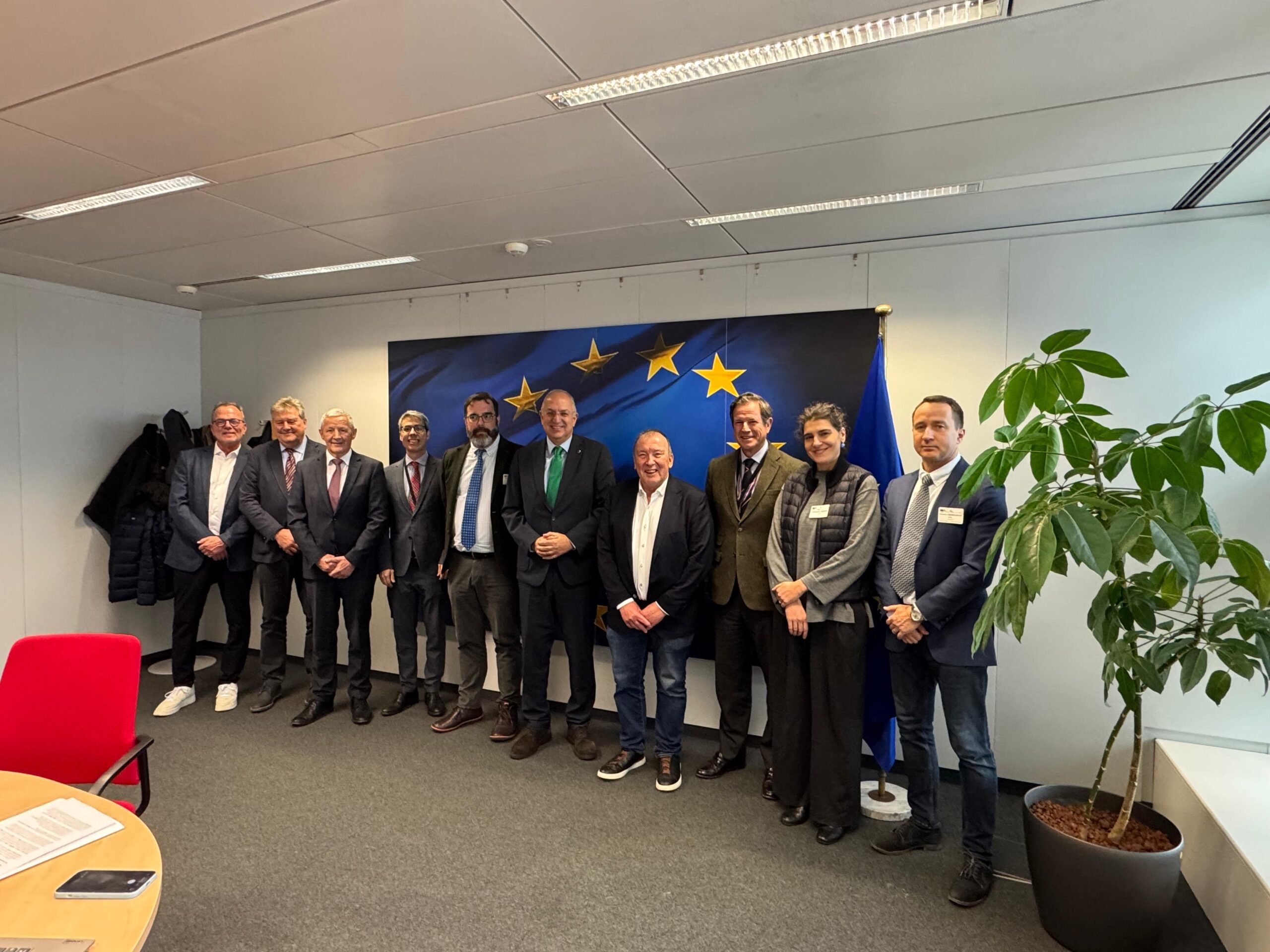 EBFA meets Commissioner Kadis to discuss the future of bottom fishing in Europe